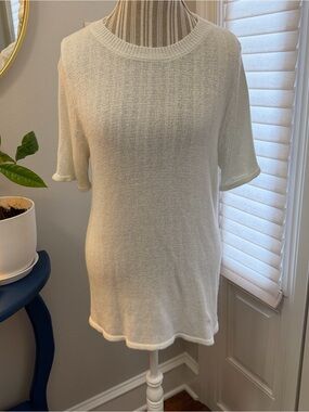 Lightweight off white Short-Sleeve Knit Top - Women's